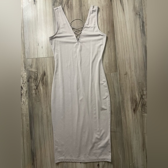 Dress - Picture 1 of 5